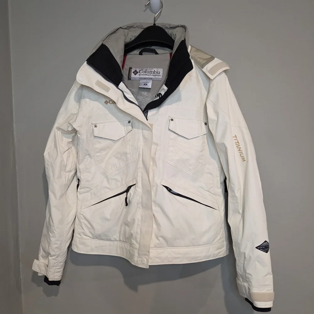 Gorpcore Columbia Titanium Omni-Tech Ski‎ Jacket Womens Medium White Hooded Coat